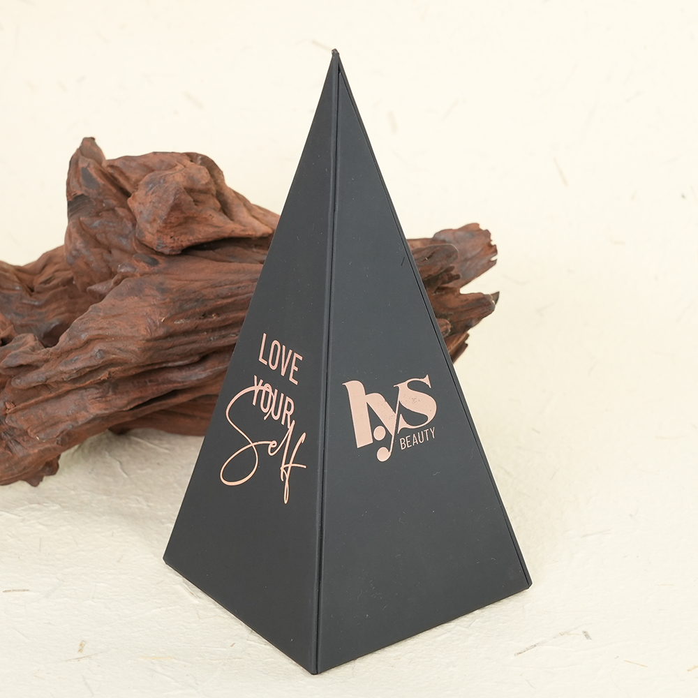 黑色烫粉三棱锥磁吸礼盒 创意几何包装 礼品盒可定制logo